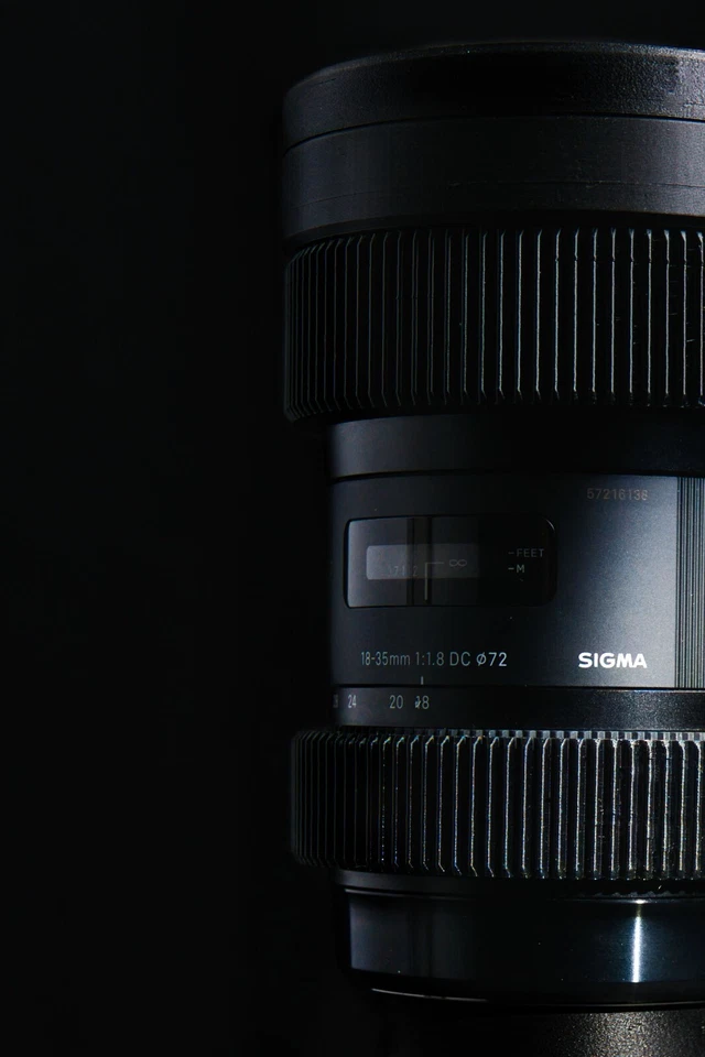 Sigma 18-35 mm Art f1,8 DC HSM EF - | Magnetic Everything | Filmmaker's Dream Foto 4 de 4