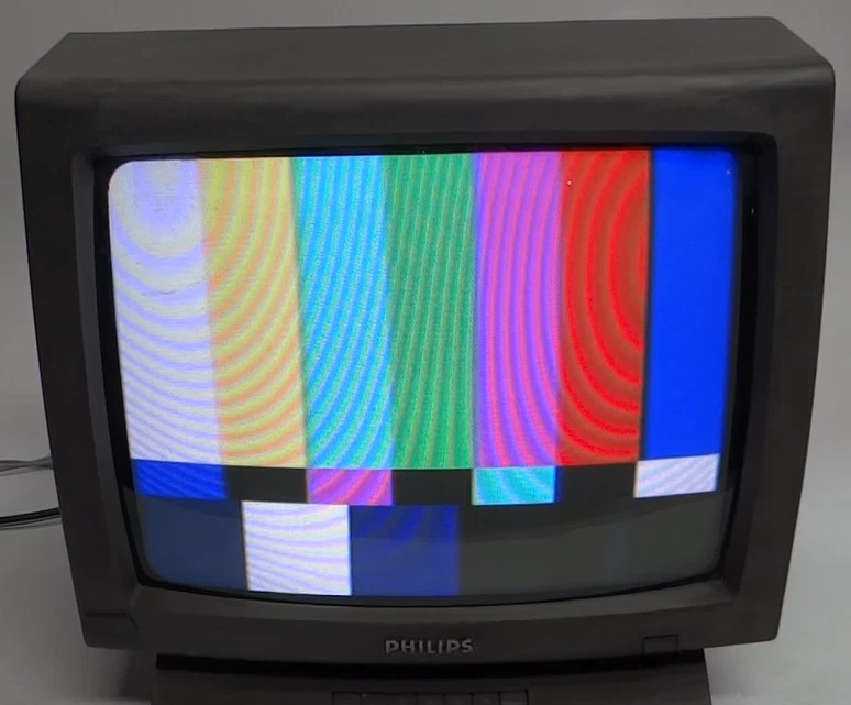 Phillips 13” CRT-TV Retro Gaming 3R200 C101 - Image 3 of 4