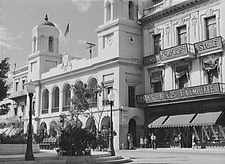 8" x 10" 1941 Photo San Juan, Puerto Rico. Stores around the plaza downtown