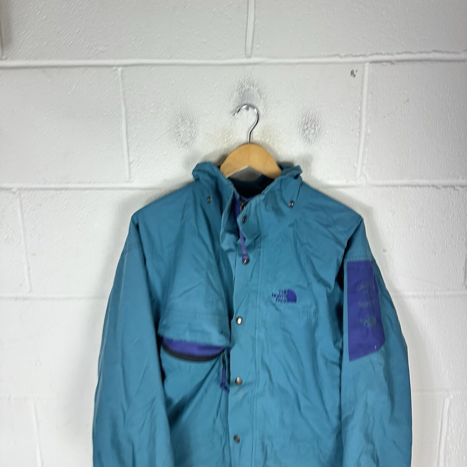 Picture 4 of 12