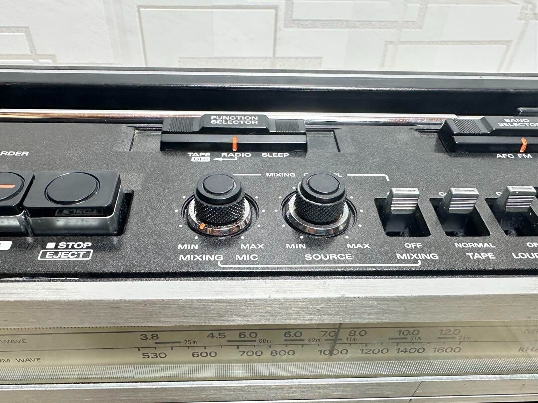 激レア 日立 PREDISCO ラジカセ TRK-5240 激レア日立 PREDISCO