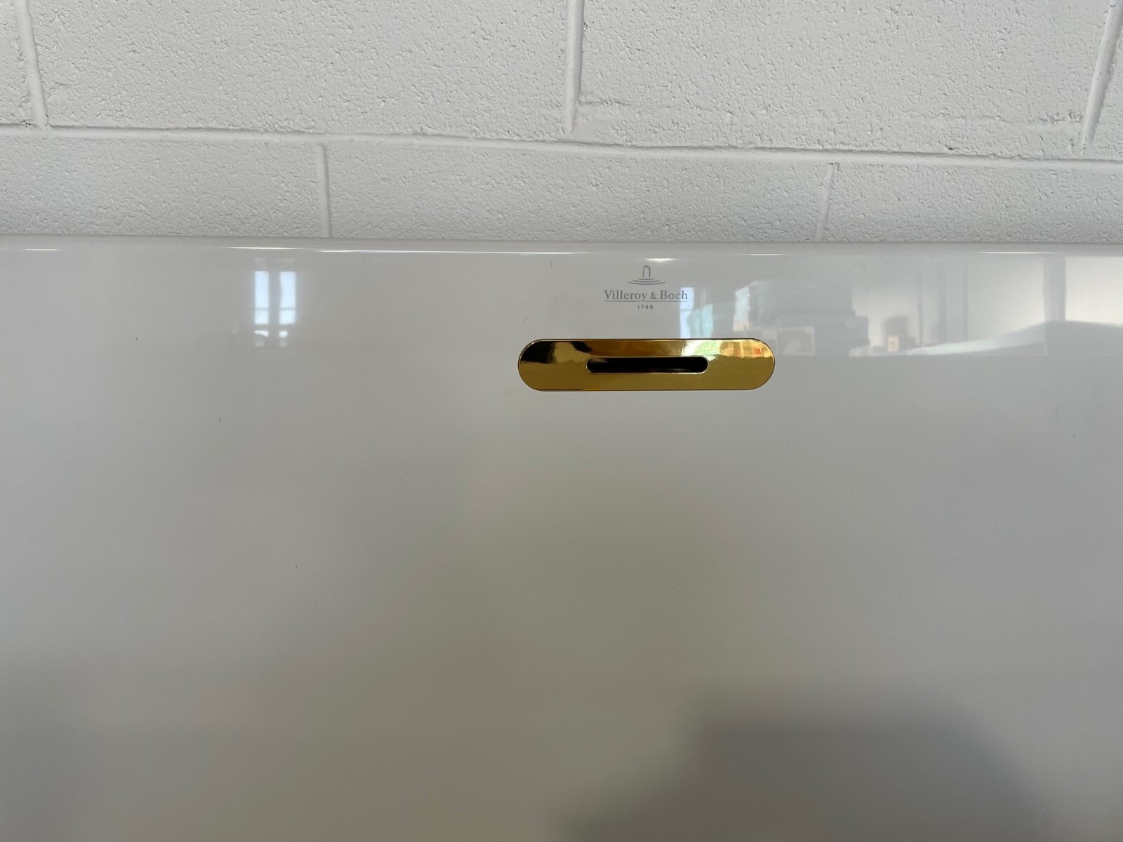 Villeroy & Boch Finion Bath Ex display with remote control eBay