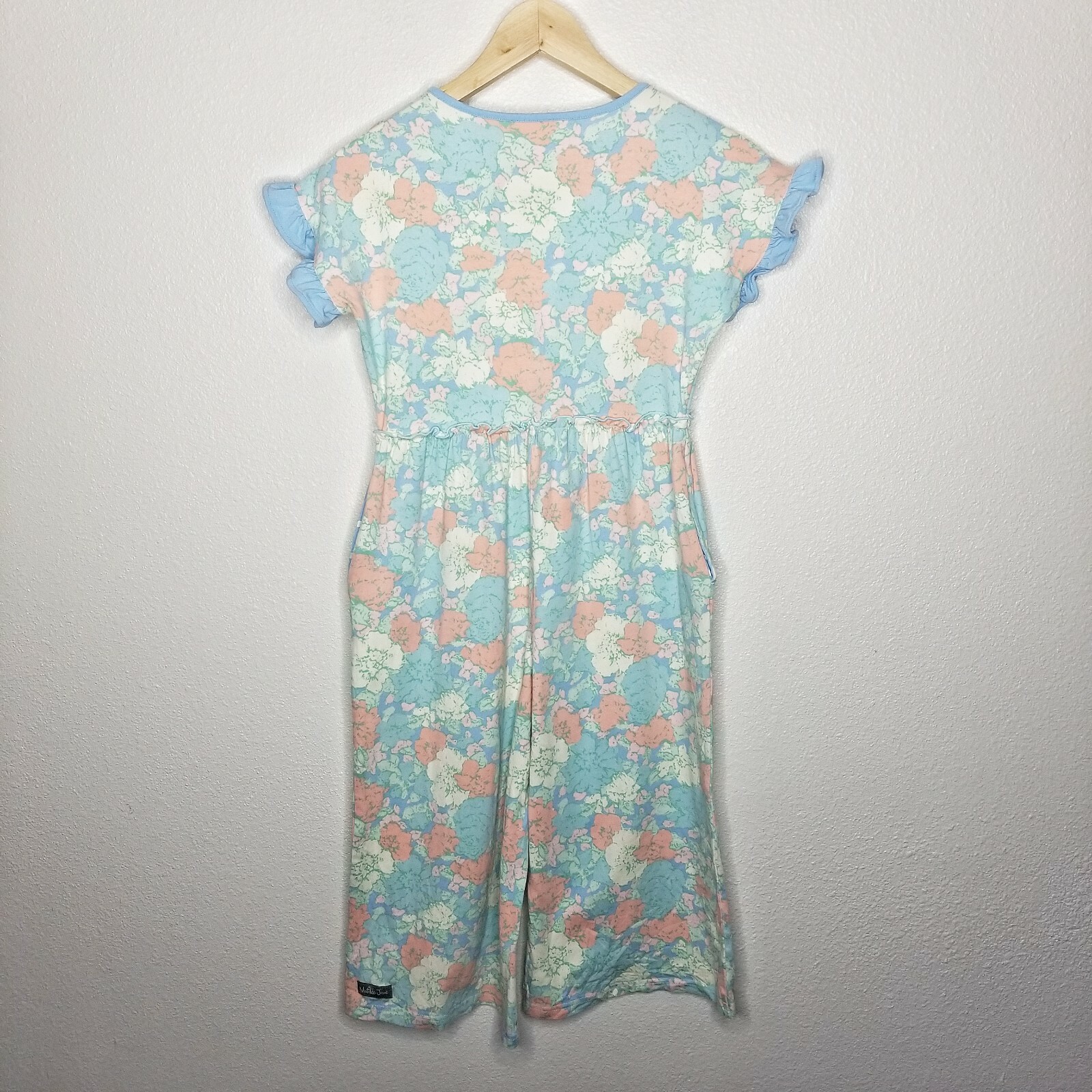 Picture 6 of 6