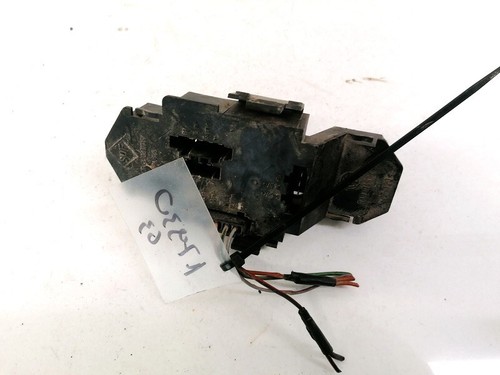 Volkswagen Passat 1996 Tailight Bulb Holder (Lamp Carrier) 3A99452 #1599885-33