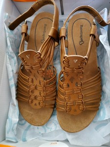 baretraps women's sandals