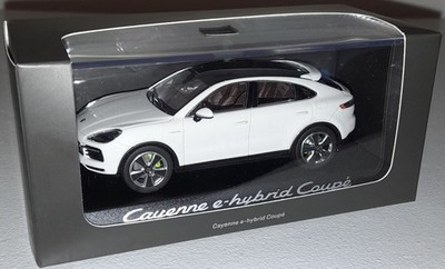 PORSCHE CAYENNE E-HYBRID E - HYBRID COUPE WEISS HERSTELLER NOREV 1:43 OVP