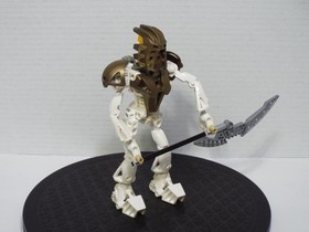 LEGO BIONICLE TITANS TAKANUVA (8596) COMPLETE FIGURES WITH MANUAL FREE SHIPPING