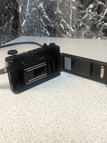 Yashica Electro 35 GT 35mm Rangefinder Camera 45mm f1.7 lens - Picture 8 of 8
