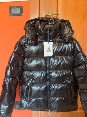 Moncler Maya Daunenjacke kurz schwarz glänzend mit Kapuze (Size 2 man)