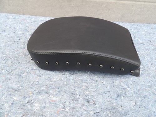 OEM '96 Harley Softail Low Profile fender pillion seat pad 52012-95 Black studs - Picture 5 of 15