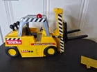 Tonka Truck Mighty Motorized Forklift 3343 Vintage 2000 in Very Good Condition