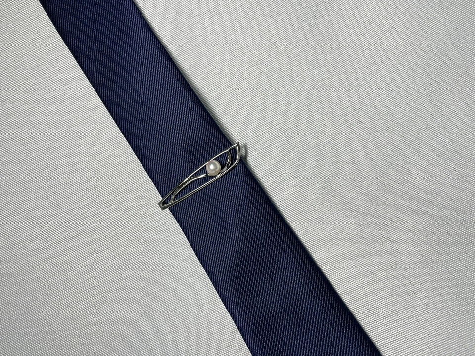 Auténtico [Hermoso] Clip de corbata Mikimoto decorado con perlas barra de lujo regalo Foto 2 de 4