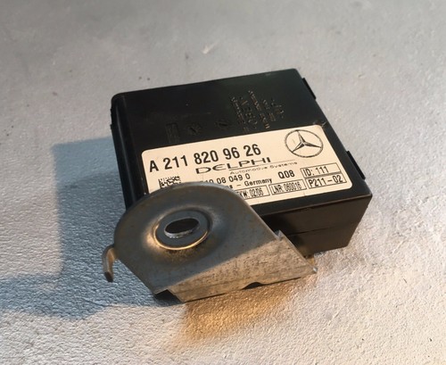 Mercedes Benz CLS W219  Abschleppschutz Steuergerät A2118209626