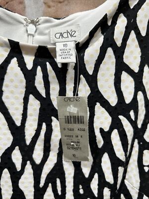 Cache NWT $198 Size 10 Black White Long Sleeve 