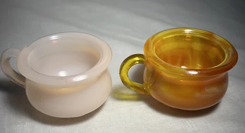 Vintage Mini milk glass cups