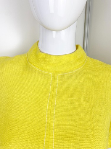 Vintage 1960s 1970s Berkertex Mayfair Yellow Linen Mini Dress S (10) - Picture 6 of 13