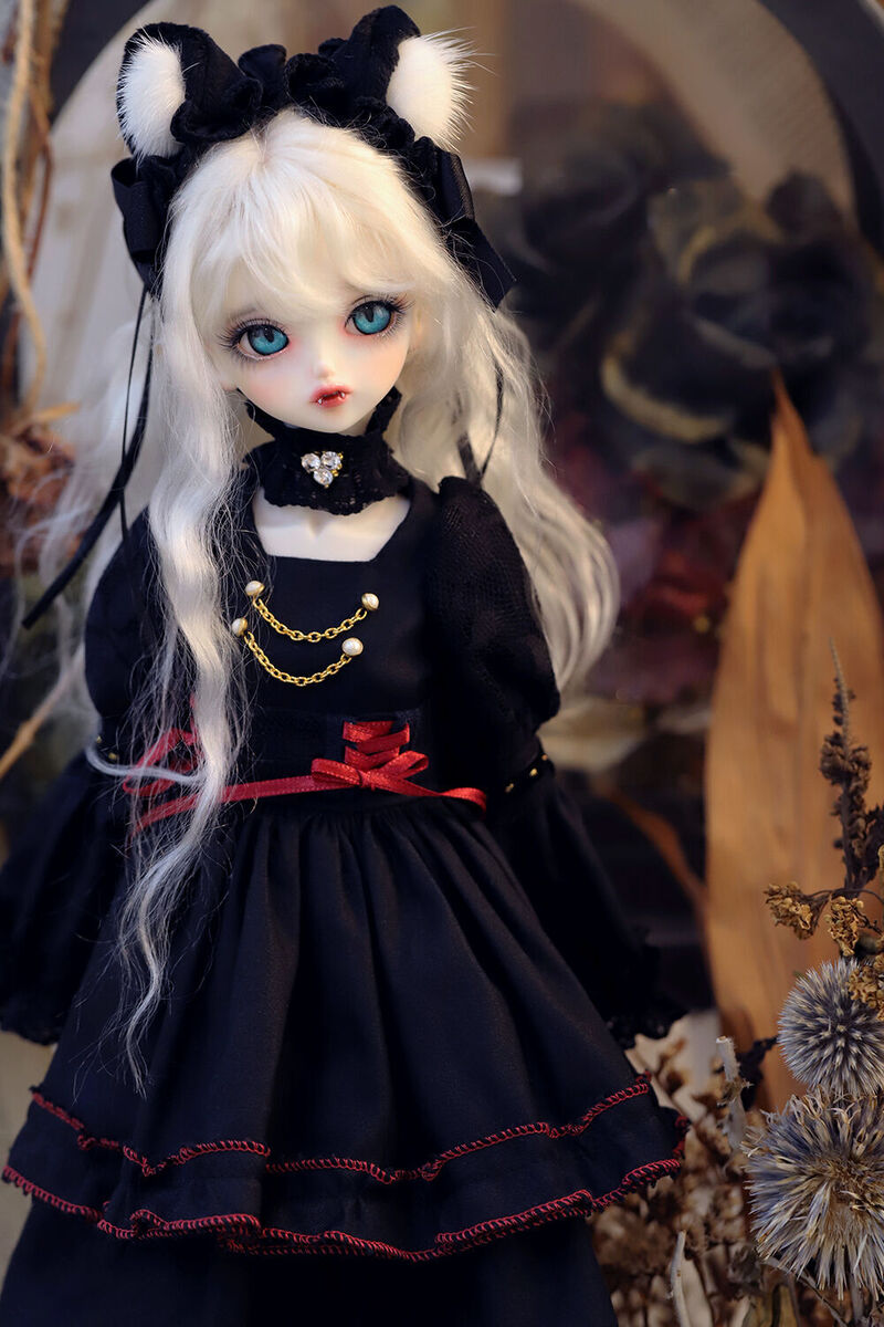 DOLK × Peak's woods Vampire Lady bee Kitten Blue ver. Doll DOLK × Peak's woods Vampire Lady bee Kitten Blue ver. Doll