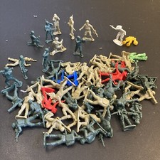 Army Men Figure Lot Robot Cowboy Green Tan Red Blue 7oz Mixed Bag Toy Plastic