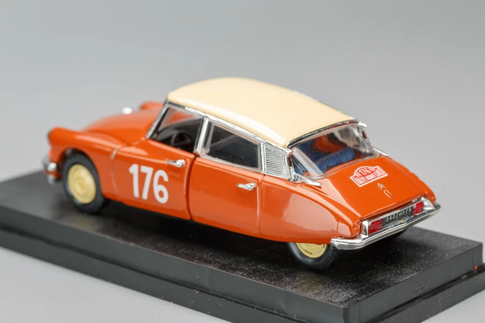 Citröen DS19 #176 Coltelloni/Alexandre Winner Rally Monte Carlo 1959 RIO 1:43 - Imagen 3 de 4