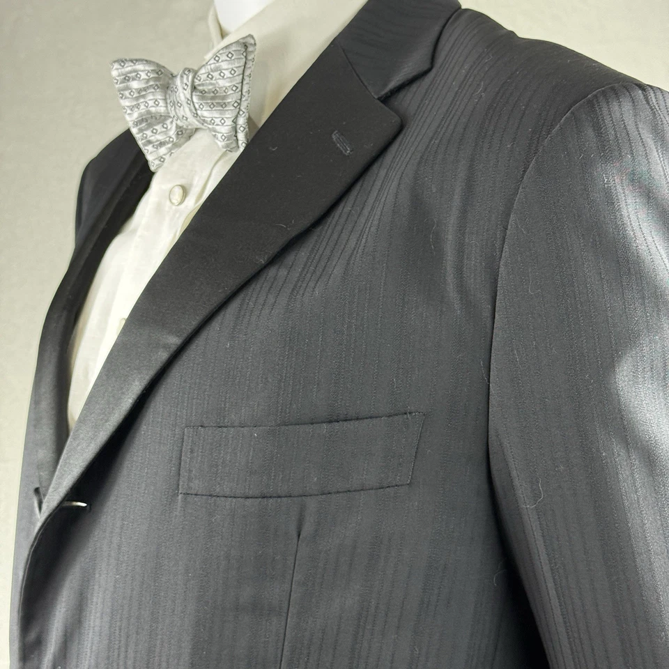 Chaqueta para fumar Isaia Napoli negra/negra a rayas con esmoquin 54 IT 44 R nunca usada Foto 2 de 4