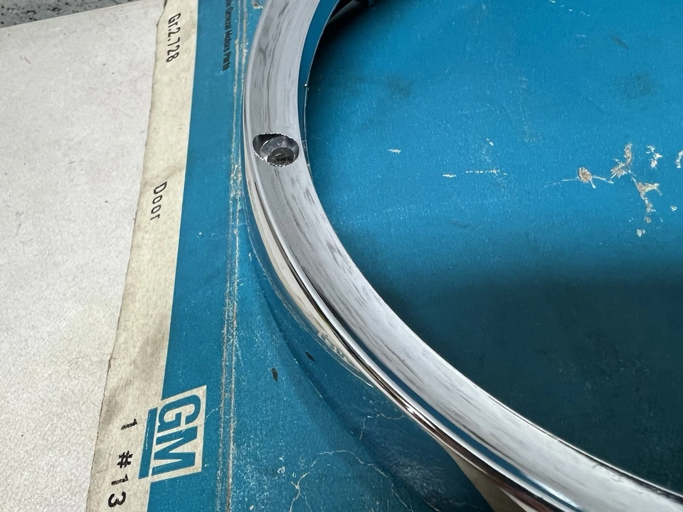 1961 1962 Buick Skylark специальный новый из старых запасов ободок фары ободок фары кольцо отделки 1348946 - Изображение 4 из 4