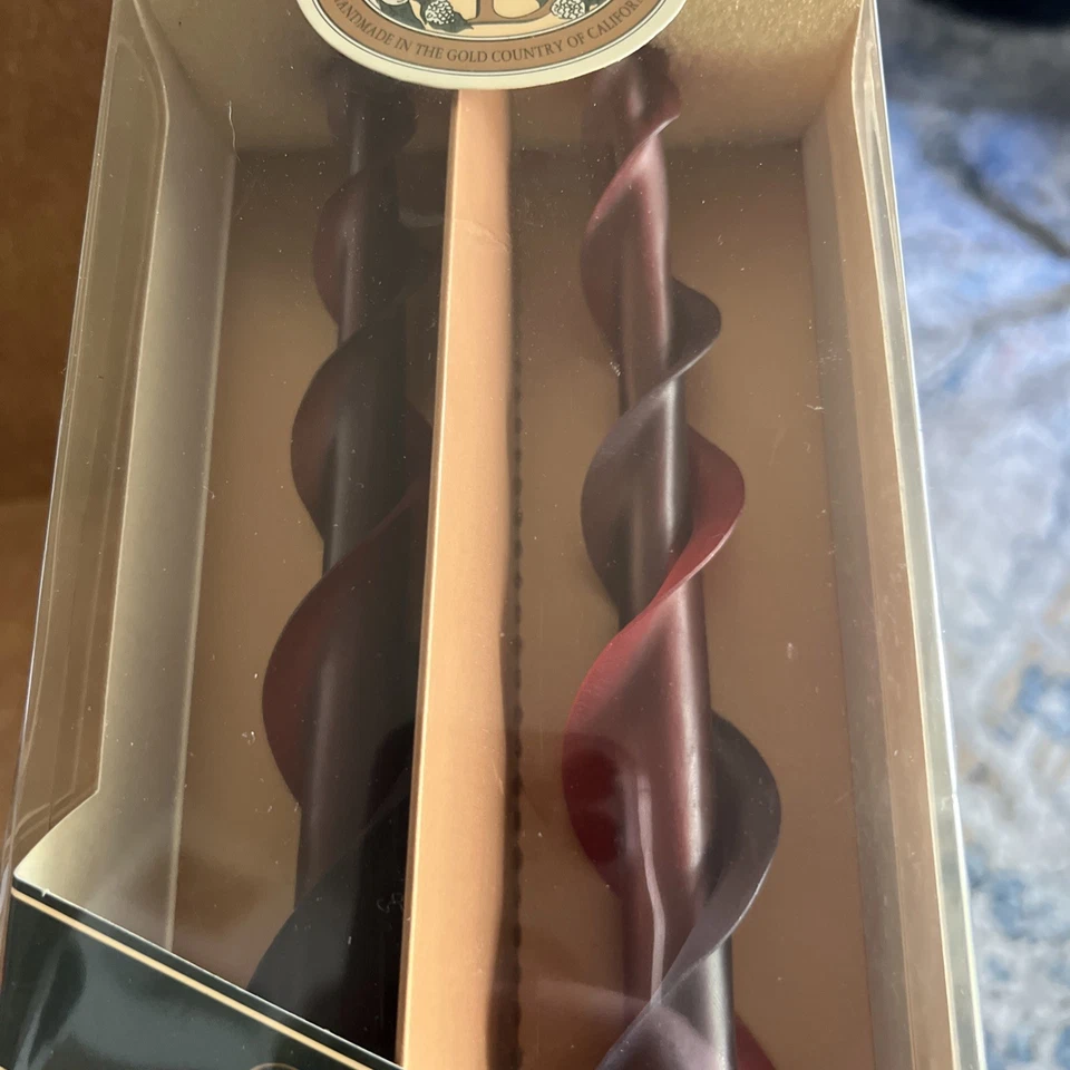 Beeswax Designs Candles 12" Swirled Taper In Box - Image 3 of 4