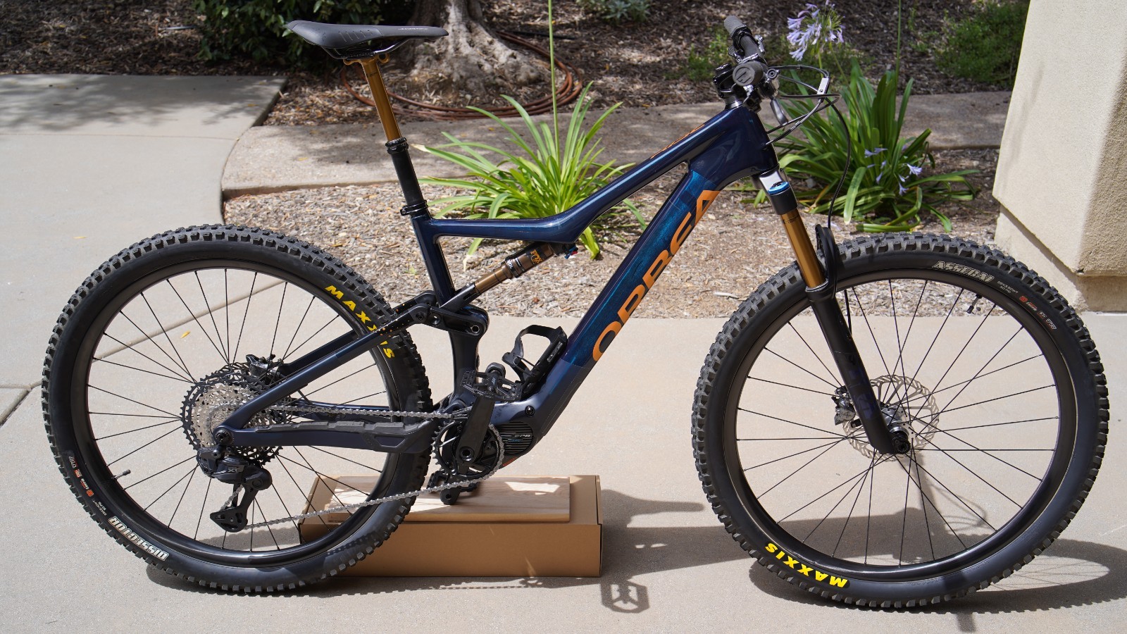 2022 Orbea Rise M-LTD Large, Speedbox, Range Extender, Many 