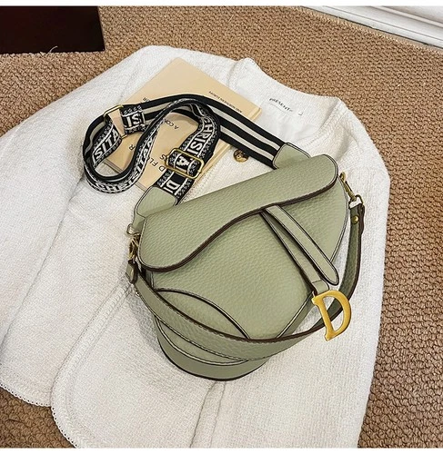 New Women Leather Shoulder Bags Underarm Bag Saddle Shape Pendant Crossbody Bag - Bild 33 von 51