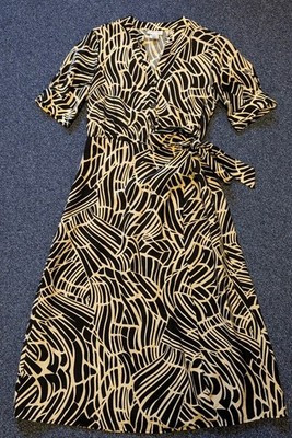 Tolles Wickel- Kleid von Kate- Lily Gr.6 Schwarz Creme gemustert