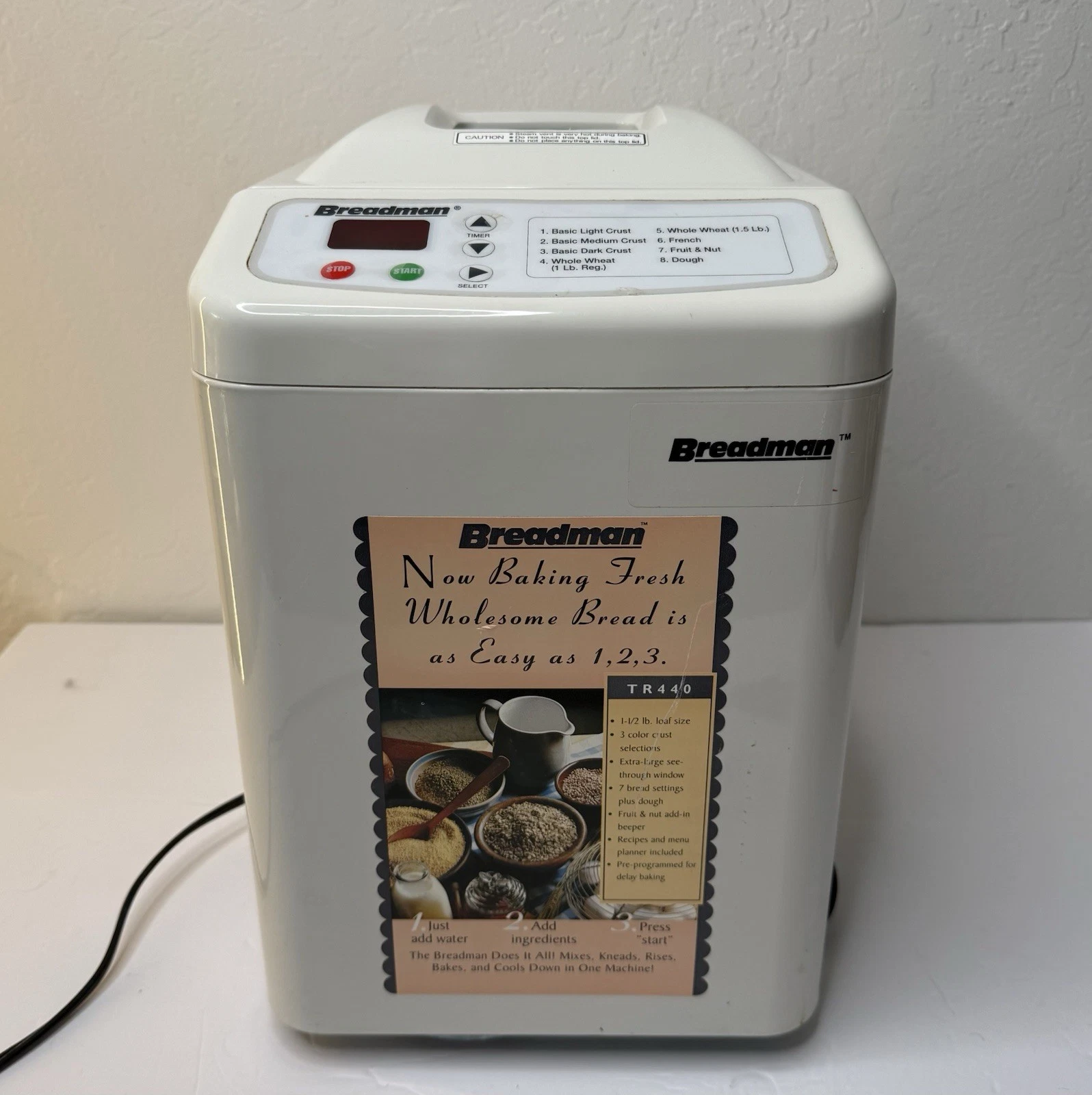 Breadman TR-440 Automatic Bread Maker 1.5 Lb Loaf Homemaker Fresh Baked Easy