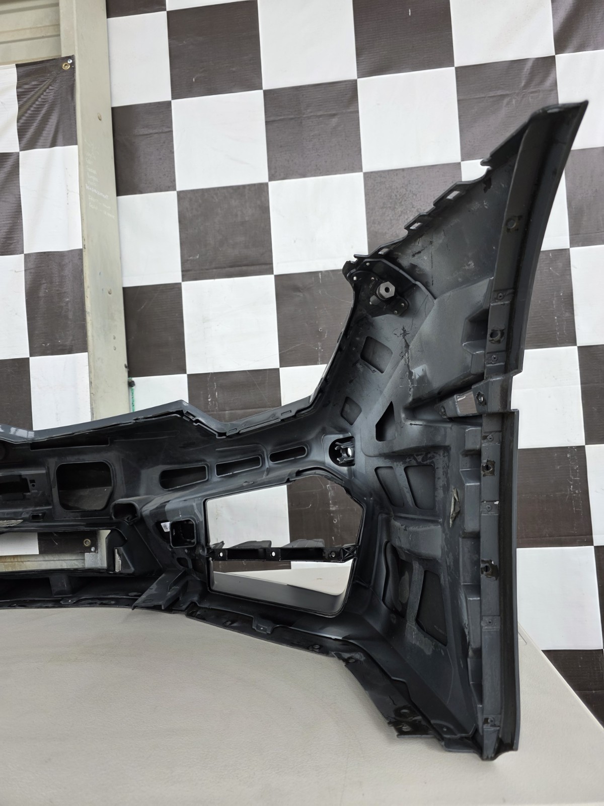 2016 2017 2018 2019 Lamborghini Huracan LP580 LP610 Front Bumper Used Oem