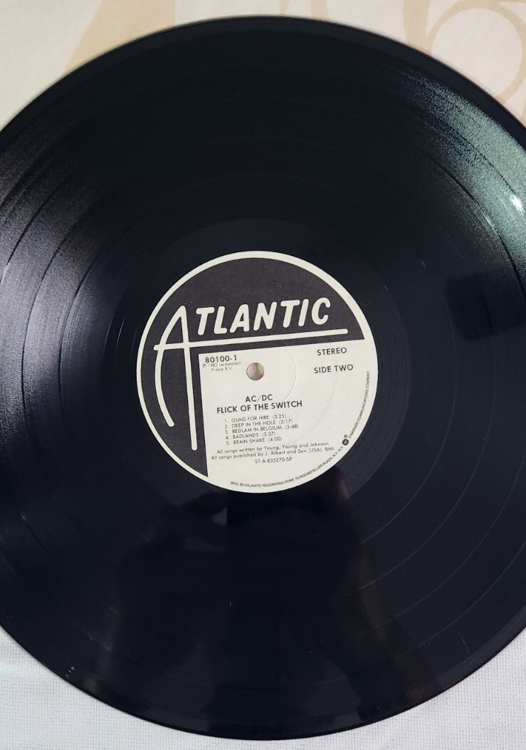 AC/DC – Flick Of The Switch ・1983 LP AC/DC: Flick of the Switch (Music Video 1983) - IMDb