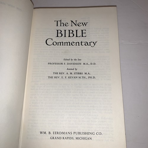 The New Bible Commentary Vintage1968 Davidson, Stibbs & Kevan Publisher Eerdmans - Picture 4 of 6