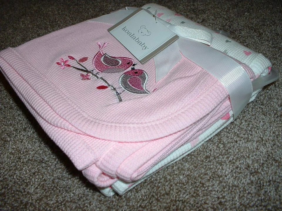 Manta de recepción de bebé Koala 2 piezas algodón térmico rosa blanco gris corazón de pájaro nueva con etiquetas Foto 2 de 3