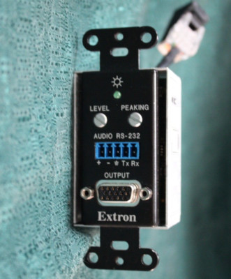 Extron MTP R 15HD RSA D - Receiver for VGA, Audio, and RS-232 - CAT5 - Black