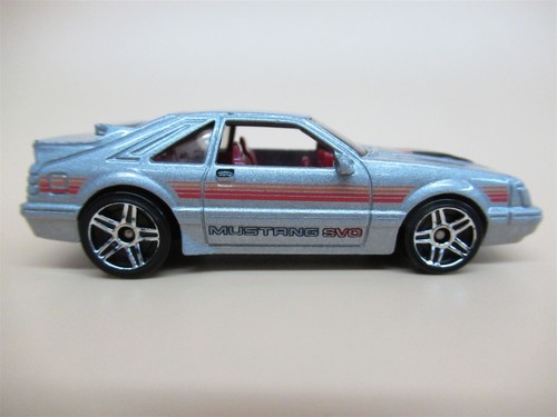 Hot Wheels 1984 Mustang SVO Loose - Picture 2 of 6