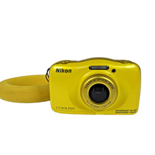 Nikon Coolpix S33 13.2MP 3x Zoom Waterproof Shockproof 32GB SD - Yellow