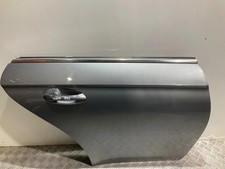 Mercedes-Benz CLS C219 2009 Hinten rechts Tür hinten JON17589 Mercedes-Benz CLS C219 2009 Hinten rechts Tür hinten JON17589