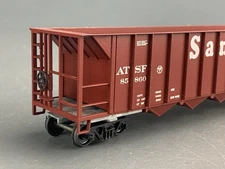 HO Roundhouse 1721 50’ 5-Bay Rapid Discharge Car Santa Fe #85860 RTR HO7232