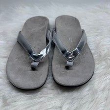 Vionic Women's Dillon Leather Slip On Sandal Silver