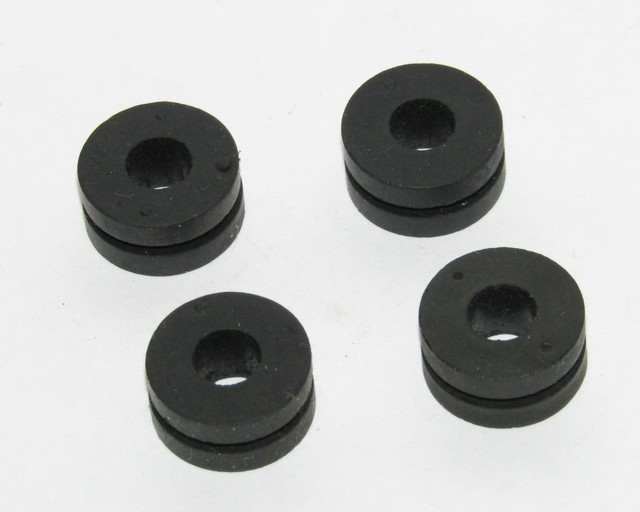 NEW QUICKSILVER MARINE BOAT GROMMET LOT OF 4 PART NO. 2526547 eBay