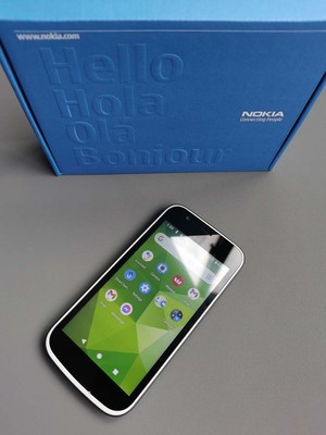 Unlocked Nokia 1 TA-1047 Android 4G 5MP 8GB 1GB RAM Dual SIM 4.5'' Smartphone