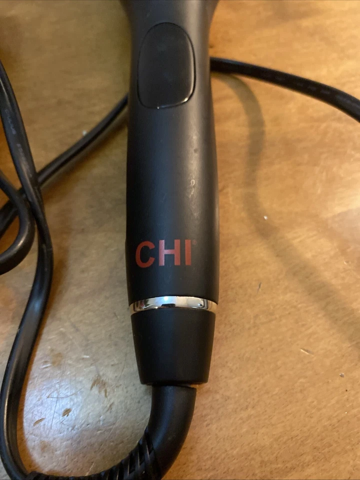 CHI Spin N Curl Ceramic Rotating Curler 1" Black. Ideal for Shoulder-Length - Image 2 of 4