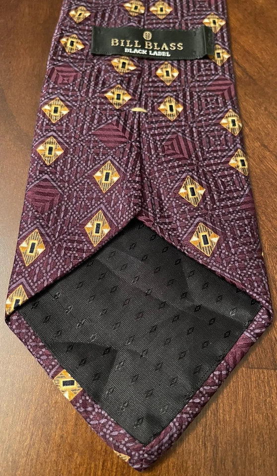 Bill Blass Black Label Purple 100% Silk Imported Fabric - Image 2 of 4