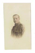 Postcard Vintage(1)Vintage Military Man UP   (781)