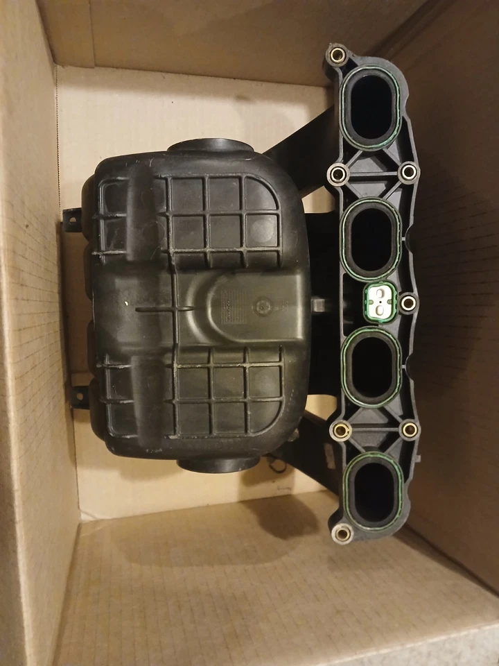 Chevy HHR Cobalt Pontiac G5 2006-07 colector de admisión 2,4 Foto 3 de 4