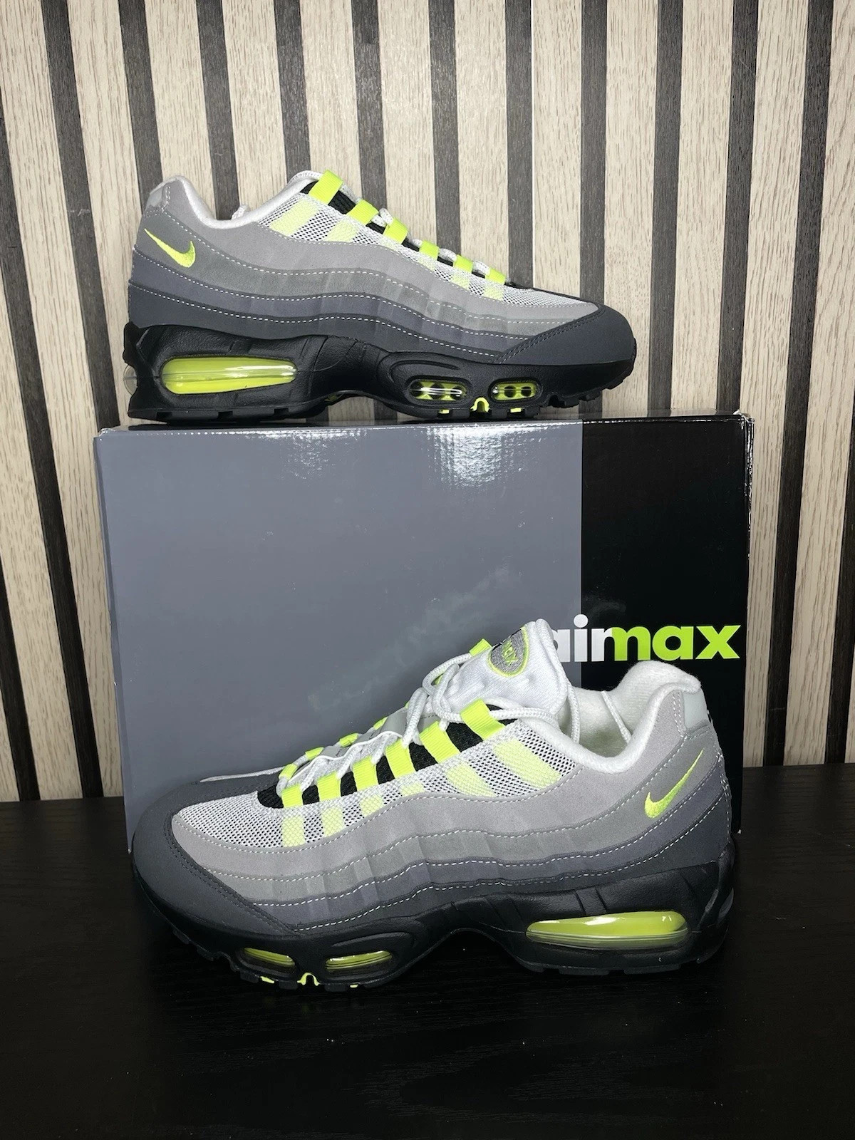 Nike Air Max 95 OG Big Bubble Neon 2026 Black/Neon Yellow/Cool Grey 554970-071