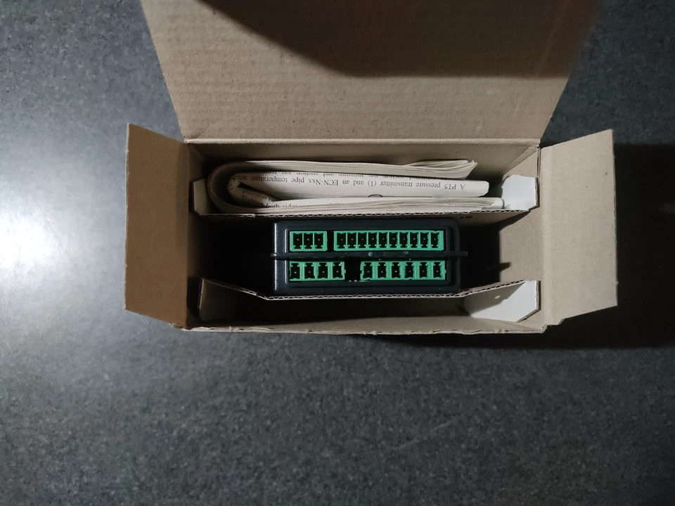 Régulateur EMERSON EC2-371 FTT10 - Photo 4/4