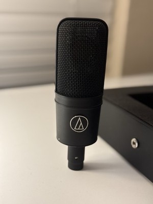 Audio-Technica AT4040 Cardioid Condenser Microphone