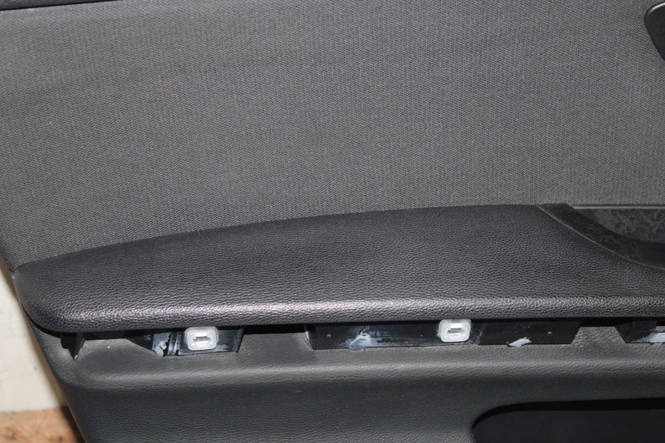 Panneau De Porte Avant Gauche BMW 3er E90 E91 / 7144545 / Année 2005-2008 - Photo 4/4